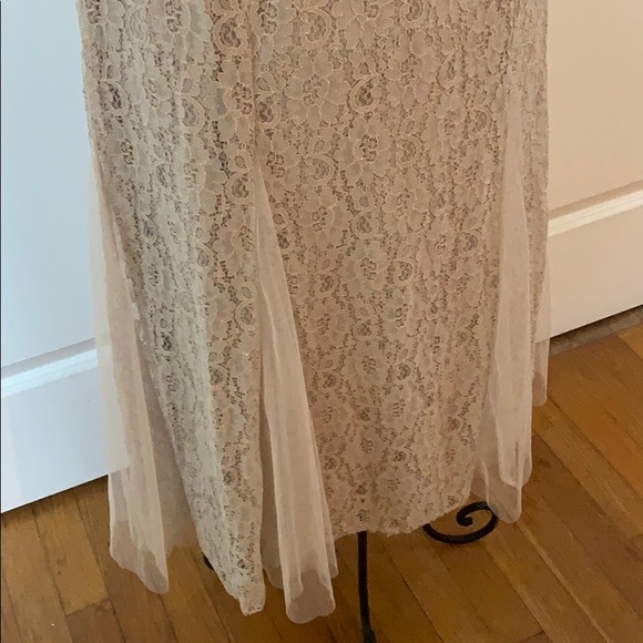 Elegant lace & chiffon with a bit of boho! - Picture 3 of 5